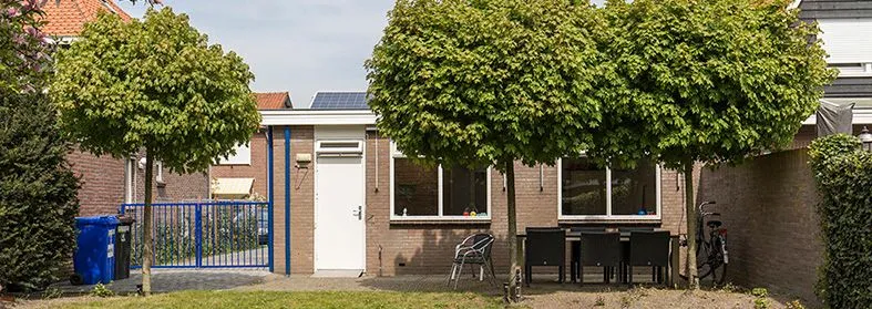 Achterzijde van gebouw Fysioveenendaalnoord